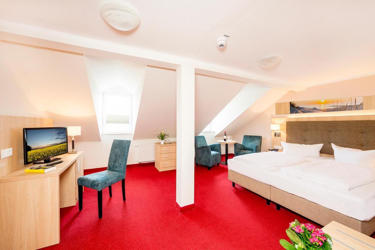 Hotel Garni Sonne 塞巴特黑灵斯多夫 外观 照片