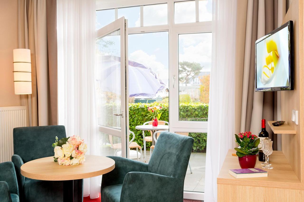 Hotel Garni Sonne 塞巴特黑灵斯多夫 外观 照片